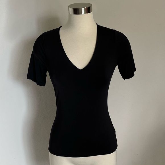 *New* V-Neck Bundle   - Picture 8 of 11